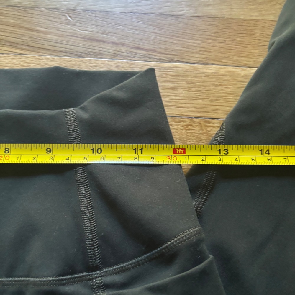 LNDR Limitless Pocket Leggings Womens Small 25" Inseam Olive Gym Workout Fit - Picture 3 of 11